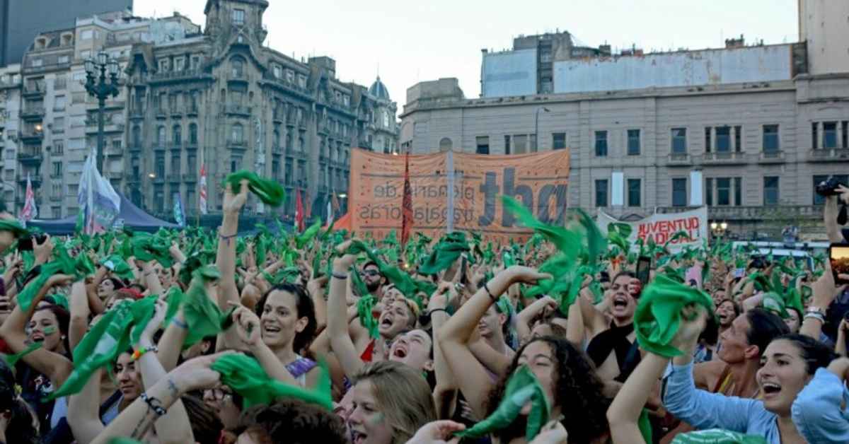imagen de la nota La Ola Verde: la lucha por el aborto legal