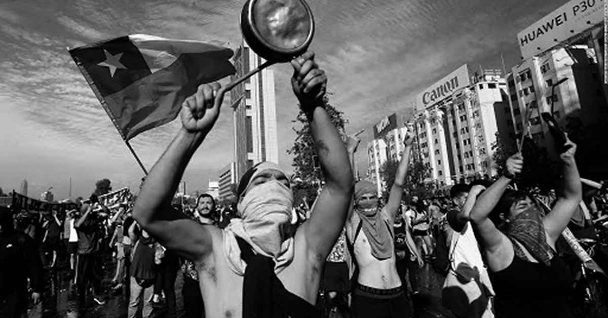 imagen de la nota Karina Nohales: “El Acuerdo por la Paz Social quiso instalar impunidad para el gobierno de Piñera, aplastar la revuelta y clausurar por arriba lo que los pueblos habían abierto por abajo”