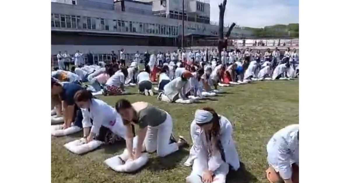 imagen de la nota Paro, movilización y RCP para salvar al Hospital Garrahan